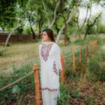 women embroidered 2 piece suit