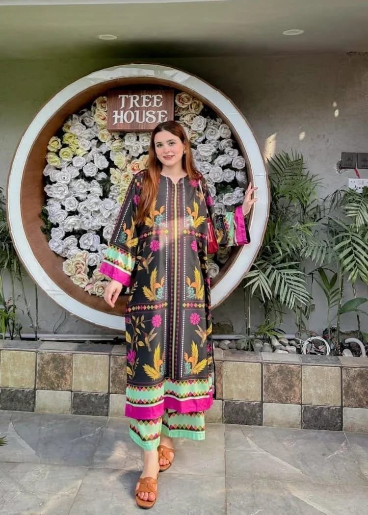 2 Pcs Women Khaddar Printed Shirt & Trouser Black